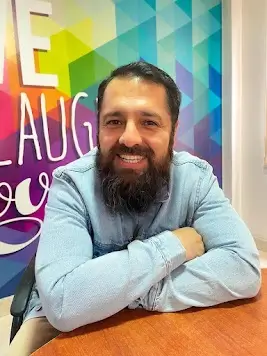 Cesar Vinueza creador del Programa de Ventas y Marketing Digital